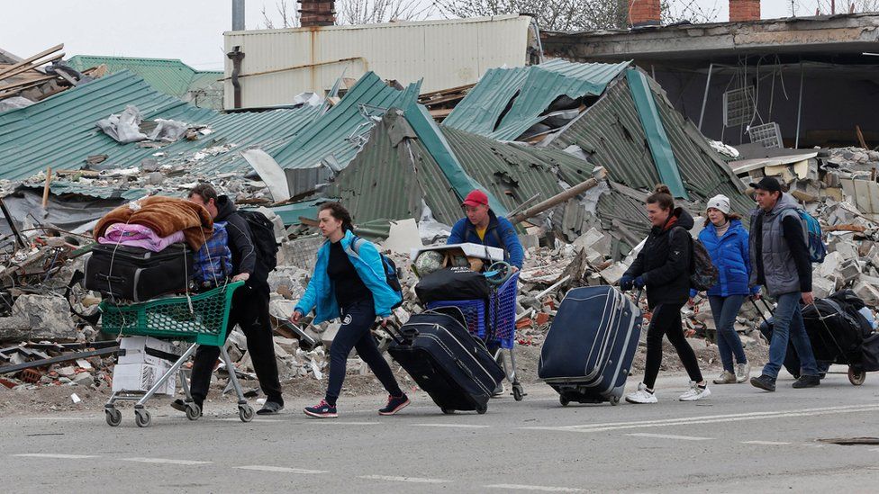 Civilians evacuating from Mariupol. File photo