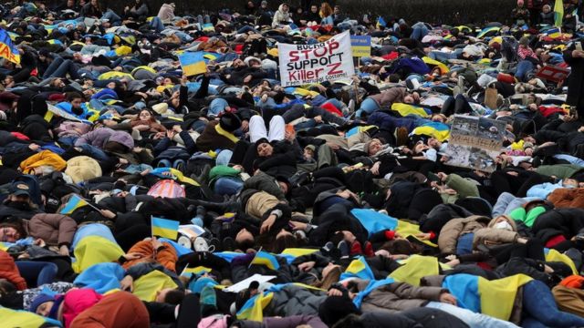 Pro-Ukrainian protest in Berlin on 6 April 2022
